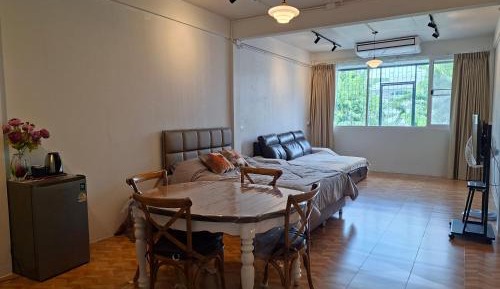 Queen Room
