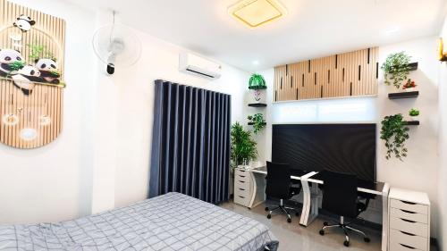 Room #1018863009