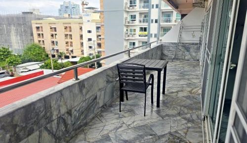 Two-Bedroom Apartment with Balcony and Sea View