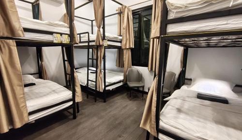 Bed in 6-Bed Mixed Dormitory Room