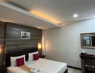 Standard King Room