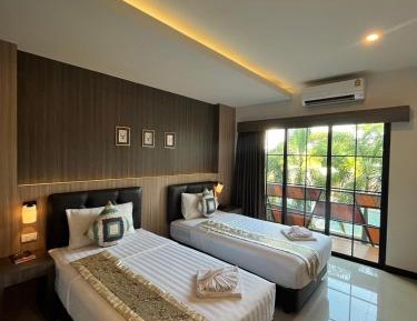 Deluxe Twin Room
