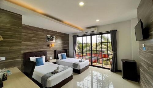 Superior Twin Room
