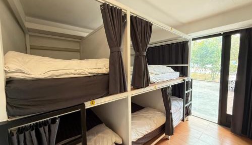Mixed Dormitory Room