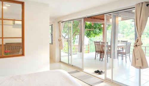 Three-Bedroom Vacation Home 