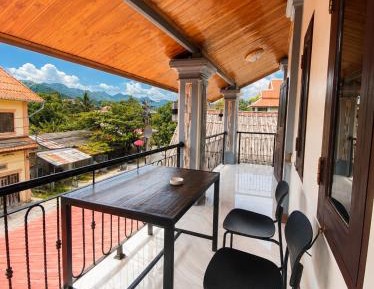 King Room with Mountain View