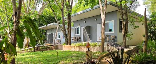 Superior Cottage