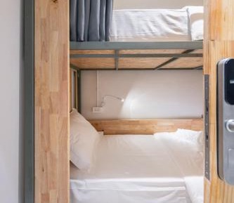 Single Bunk Bed with Shared Bathroom