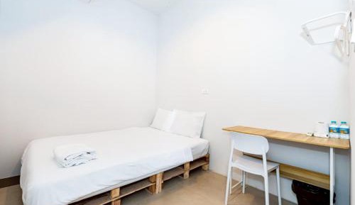 Queen Room with Shared Bathroom