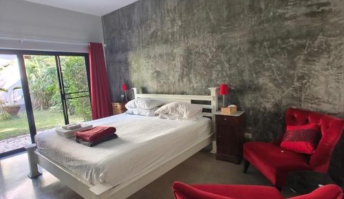 Deluxe Family Room