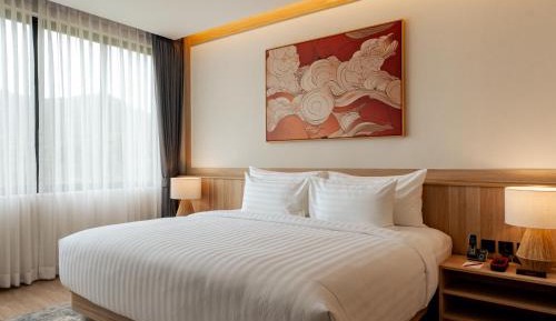 Zen Essence Suite King Bed