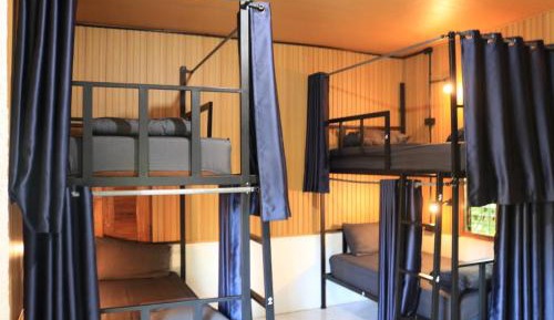 Bed in 4-Bed Mixed Dormitory Room