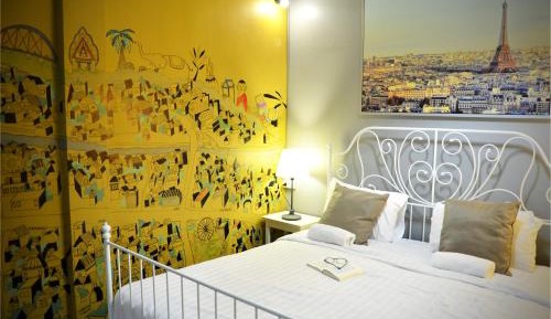 (No.2A) The City Room 