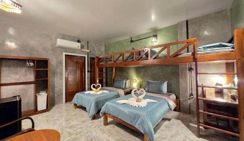 Comfort Quadruple Room