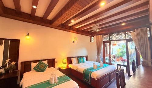 Deluxe Double Room with Balcony