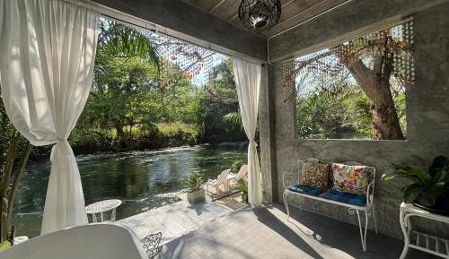 Deluxe Double Room - Water Front