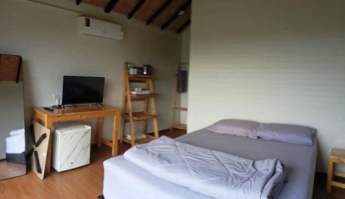 One-Bedroom Chalet