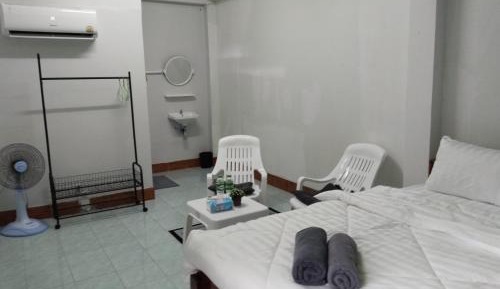 Large Double Room