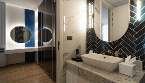 Deluxe Family Suite