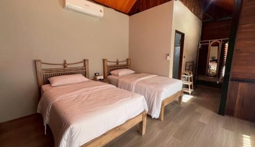 Twin Room with Garden View