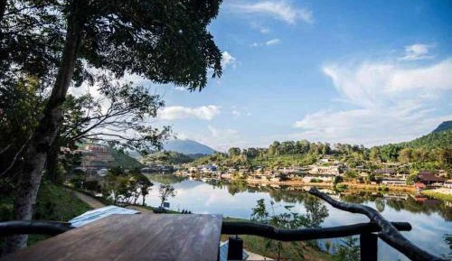 Twin Room with Lake View