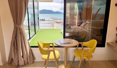 Double Room with Balcony and Sea View