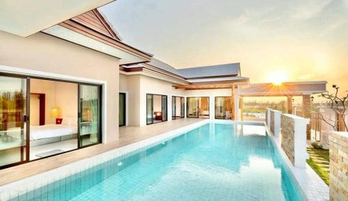 Deluxe Villa
