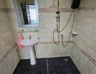 Double or Twin Room with Private Bathroom