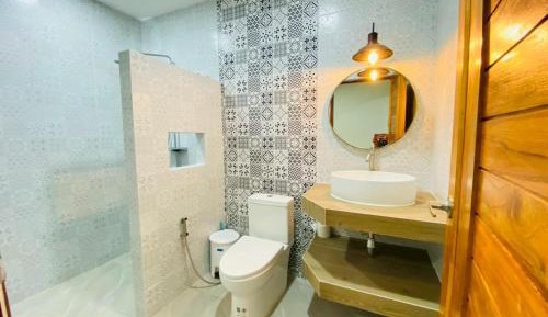 Studio Apartment with Balcony