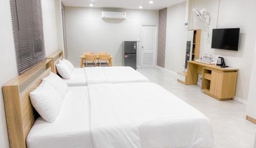 Large Double or Twin Room