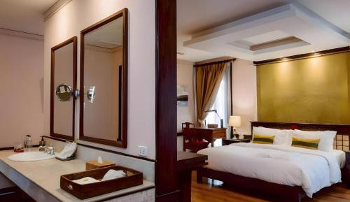 Deluxe Double Room with Balcony