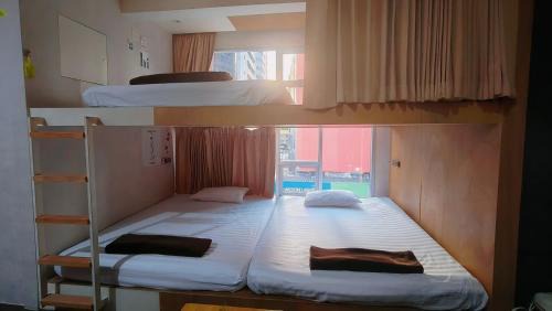 Deluxe Family Suite