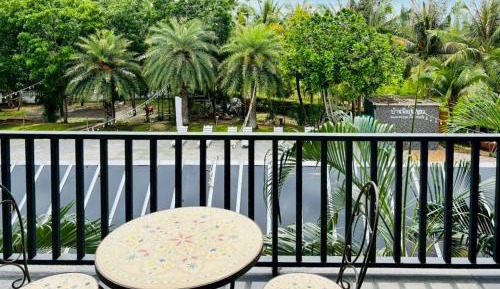 Double or Twin Room with Pool View