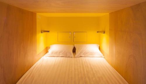 Bed in 10-Bed Mixed Dormitory Room