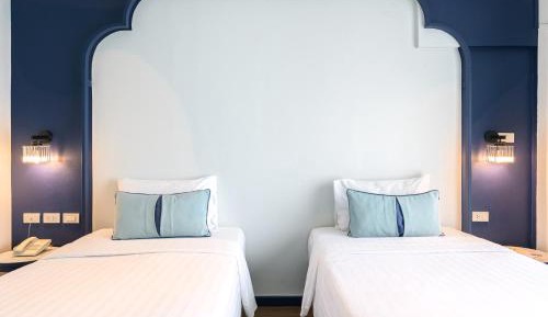 Deluxe Twin Room + Free Coworking Space