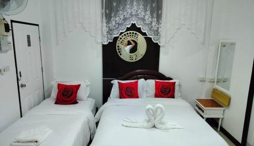 Deluxe Family Room