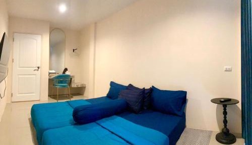 Twin Room with Pool View