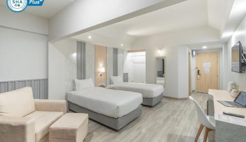 Deluxe Twin Room