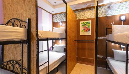 Bed in 6-Bed Mixed Dormitory Room
