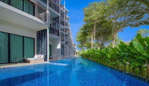 Premium Double Room with Two Double Beds and Pool Access