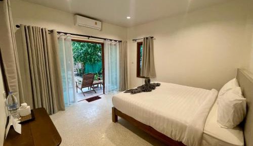 Deluxe Twin Room with Sea View with FAN