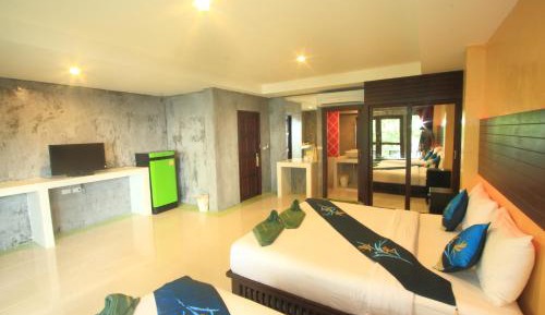 Triple Room