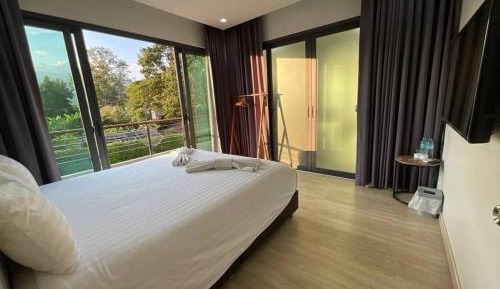 Double Room with Mountain View