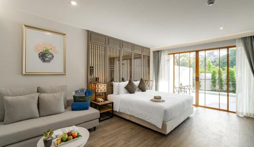Grand Deluxe Double Room with Jacuzzi Access