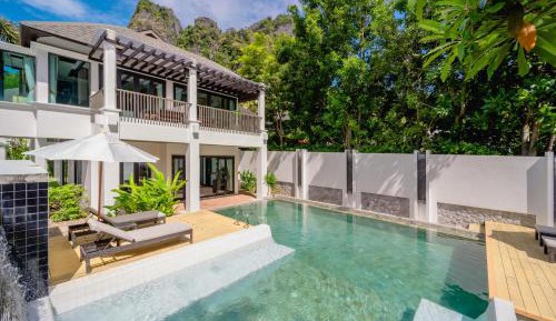 Two-Bedroom Villa with Private Pool