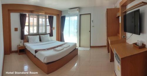 Standard King Room