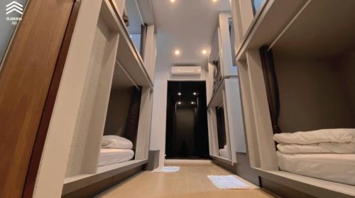 Bunk Bed in Mixed Dormitory Room