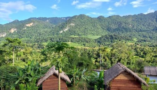Double or Twin Room with Mountain View
