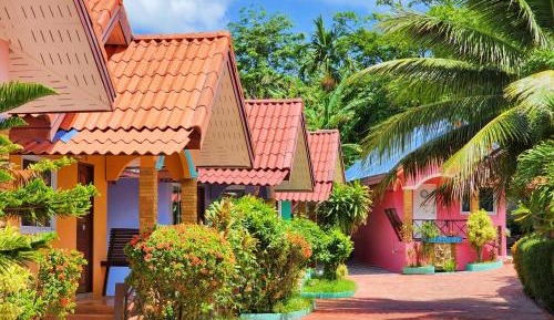 Bungalow with Garden View