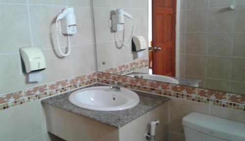 Standard Twin Room - No Balcony - No Window